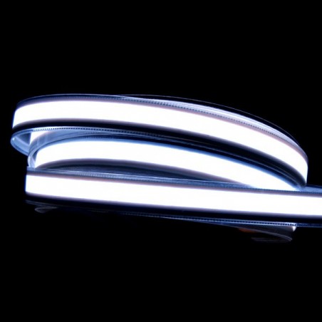 Weißes, leuchtendes, flexibles Band