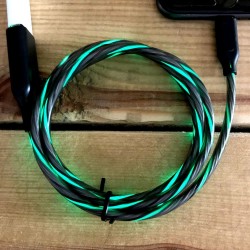 Grünes Leuchtladekabel für Android-Smartphones