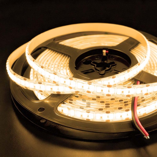 Tira LED 12V Resistente al agua 2100lm/m Blanco cálido 2800K - 2m50