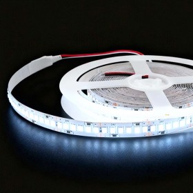 Ruban LED 12V 204LED/m Blanc Froid 6000K Puissant – 2m50