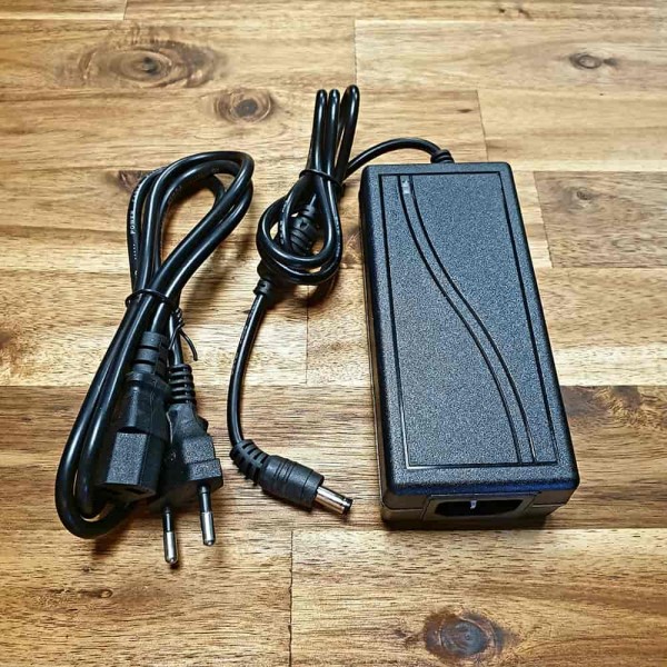 LED transformer 12V 72W